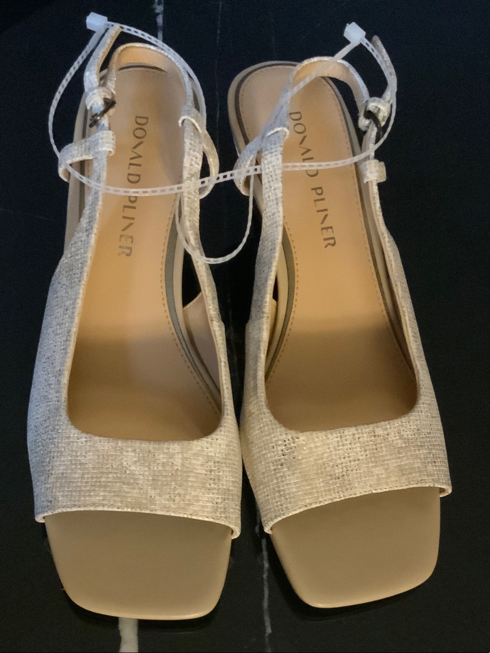 Donald Pliner Grinn Peep Toe Slingback Leather Sandal - Picture 8 of 10